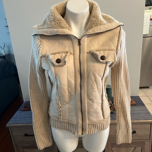 JJ Basics tan jacket - Picture 2 of 4